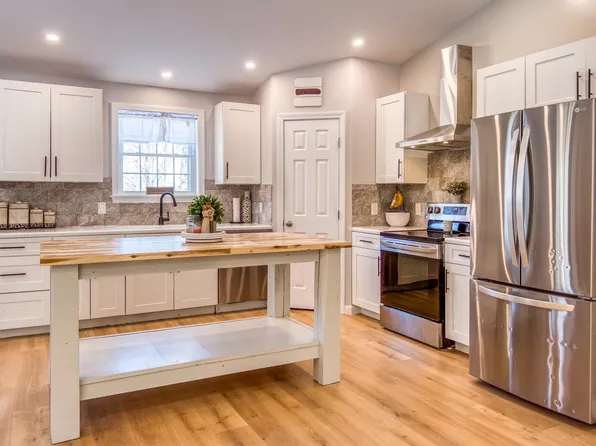 1845 Broomstick Hill Road, Littleton, NH 03561