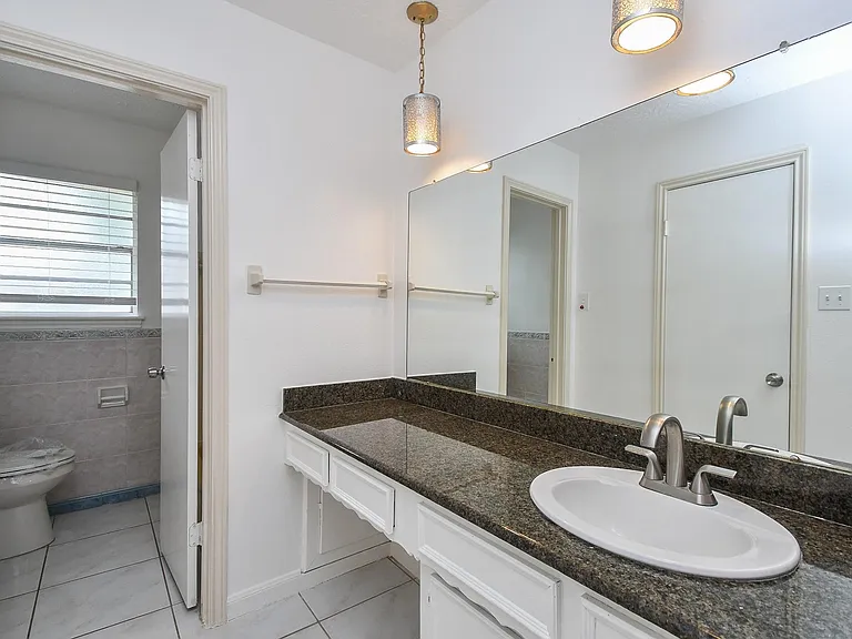 7714 Eichler Dr — Photo 19