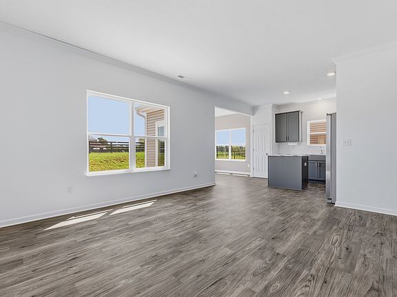 5th image of 1447 Bigleaf Dr