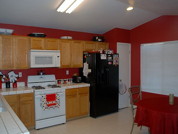 5th image of 714 Agostini Cir
