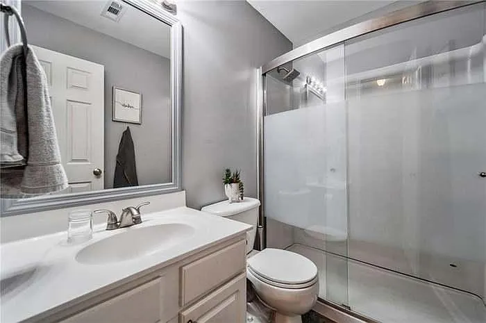 4003 Edgecomb Dr — Photo 24