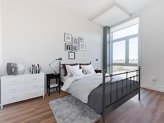 5th image of 2231 S Western Ave #109