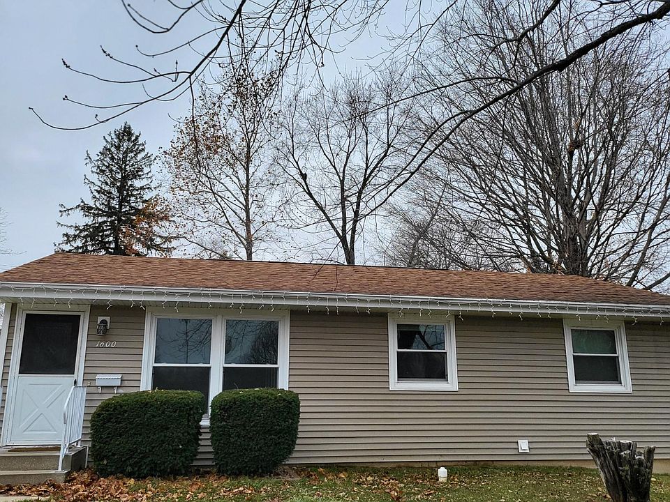 2nd image of 1600 Meadowbrook Ln