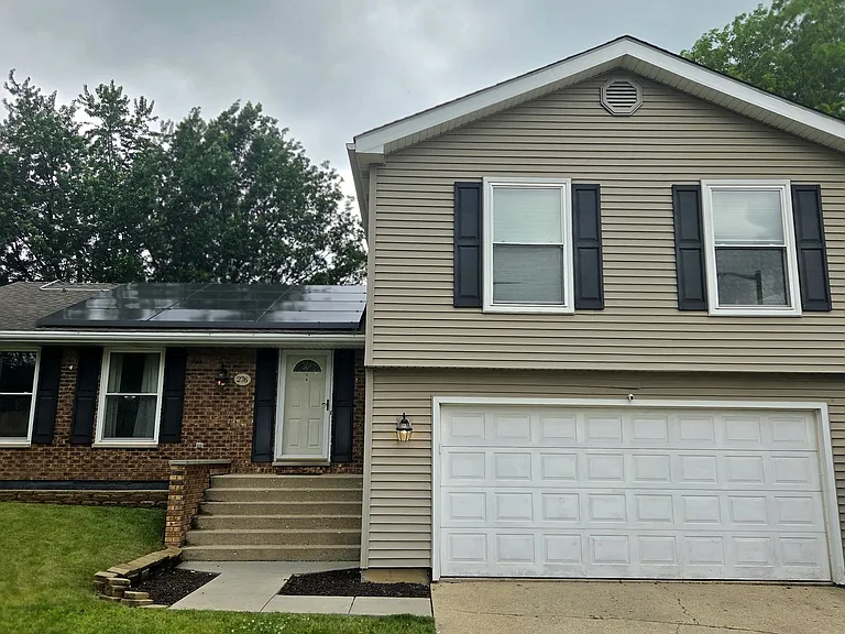 276 Continental Ln — Photo 1