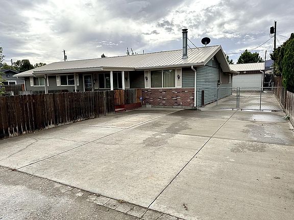 Driveway entrance