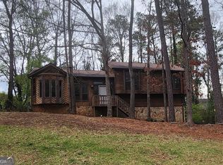 6694 Live Oak Ln, Douglasville, GA 30135