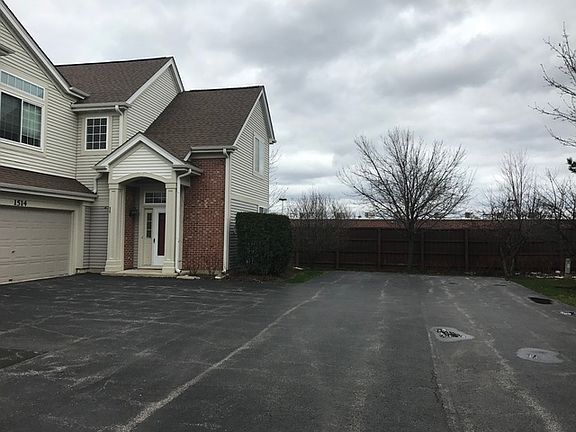 4th image of 1514 N Waterbury Cir #1514