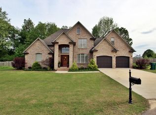 139 Creekwood Cir, Saltillo, MS 38866