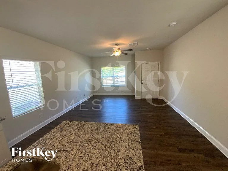 5225 Cobblestone Glen Dr — Photo 4