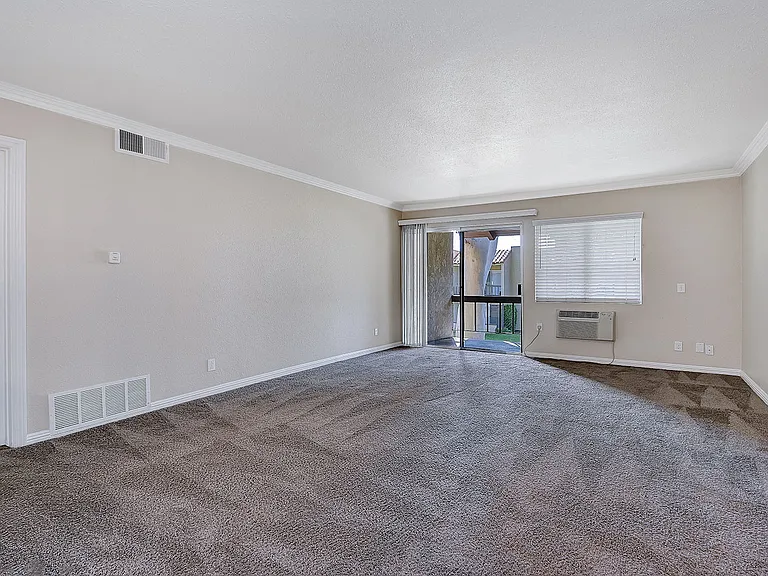 Grande Apartment Homes Living Room