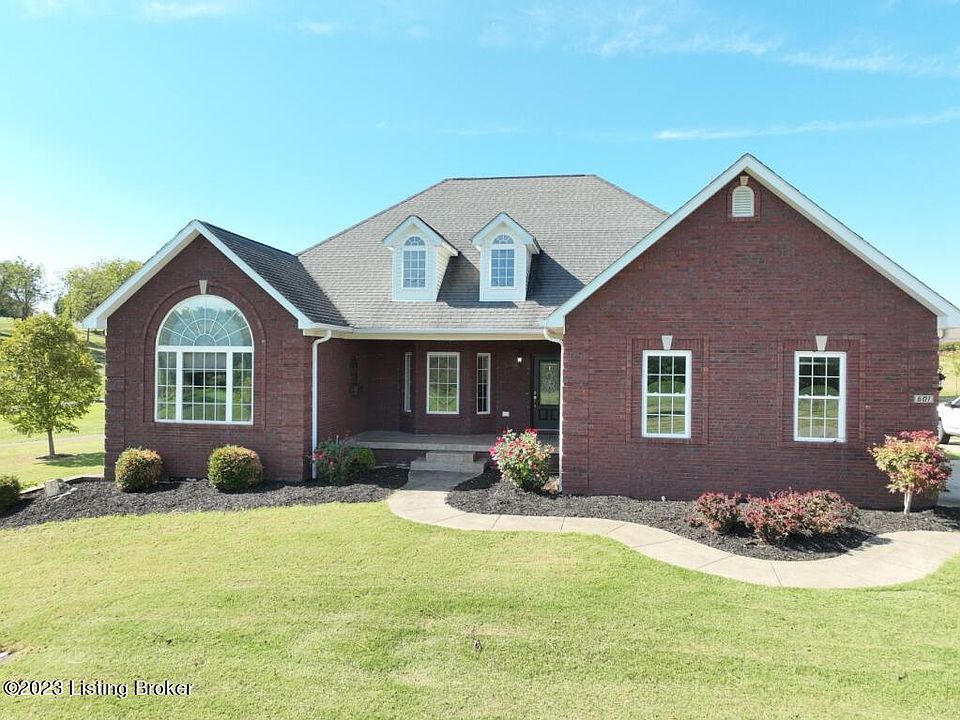 1st image of 601 Fairway Dr