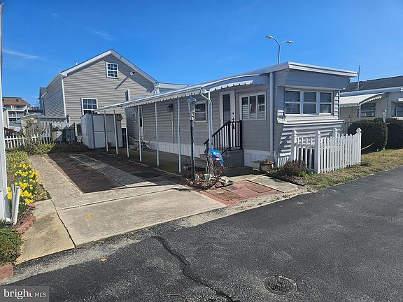 2nd image of 6 Flounder Ln