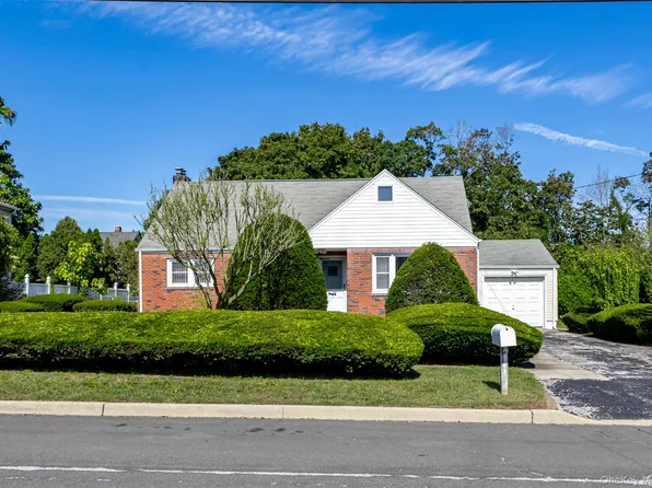 219 Jericho Street, East Islip, NY 11730