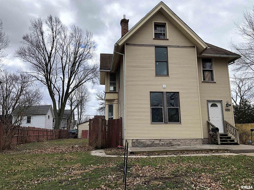 1st image of 719 E 14th St