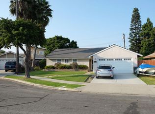 8911 Skiff Cir, Huntington Beach, CA 92646