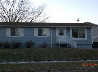 127 19th Ave NW, Rochester, MN 55901