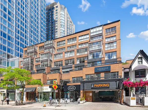 164 Cumberland St #606, Toronto, ON M5R 1A8