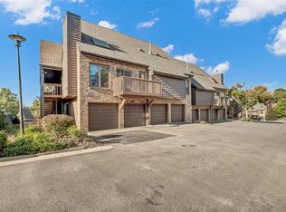 5180 Hollow Wood Ct APT D, Saint Louis, MO