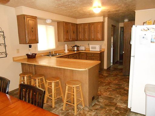 3rd image of 1072 N 16th E