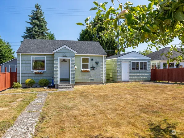 417 E 7th Street, Port Angeles, WA 98362