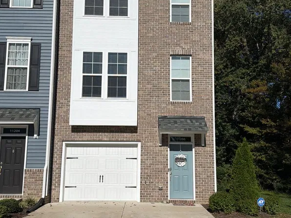 11200 Magill Terrace Dr, Chester, VA 23831