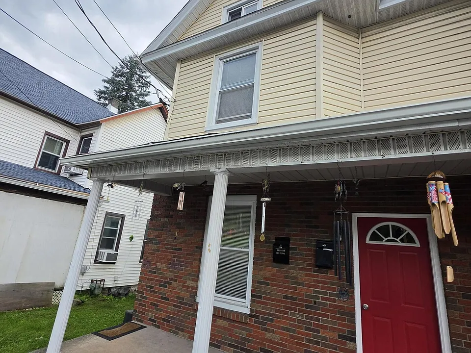 239 Belmont St