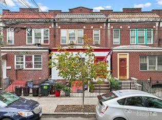1643 Norman St, Flushing, NY 11385