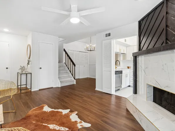 336 Melrose Dr APT 8A, Richardson, TX 75080