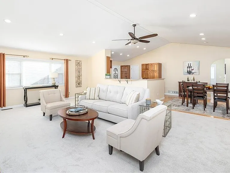 2741 Benson Dr — Photo 3