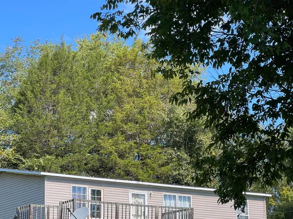 1732 Old Highway 63, Speedwell, TN 37870