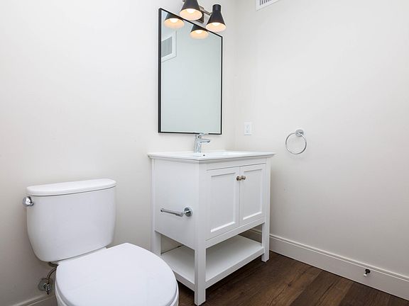 5th image of 20 Harbor St #20