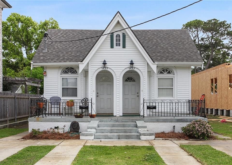 1st image of 5423-25 Vicksburg Ct