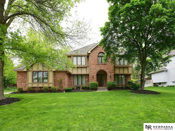 16636 Westfield Cir, Omaha, NE 68130