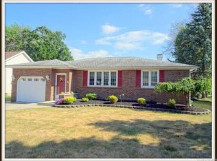 305 Forest Dr, Buffalo, NY
