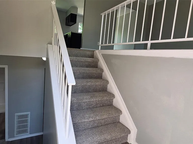 3431 Quail Meadow Dr — Photo 2