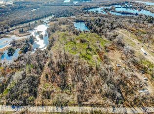 118 E Oakdale Rd, Grand Prairie, TX 75050