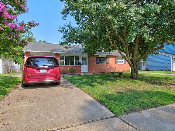 2nd image of 78 Harris Creek Rd