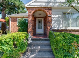 5219 SE Tolman St, Portland, OR 97206