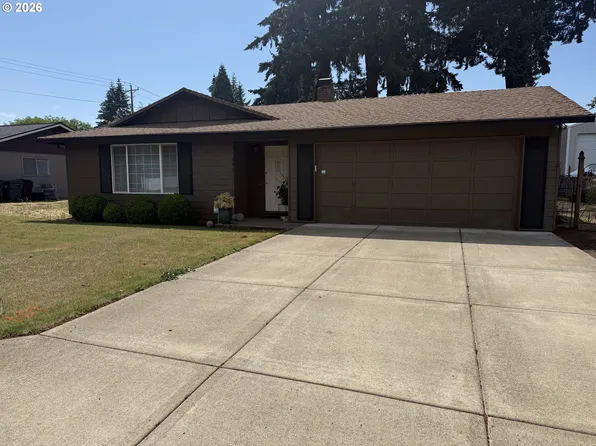 1055 N Lupine Ct, Canby, OR 97013