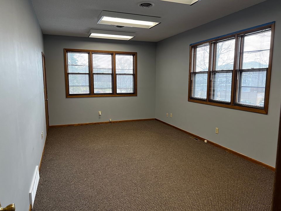 222 Monroe St Anoka MN Zillow