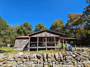 307 Bone Cave Rd, Rock Island, TN 38581