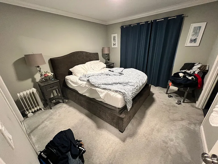 821 University Ave — Photo 6