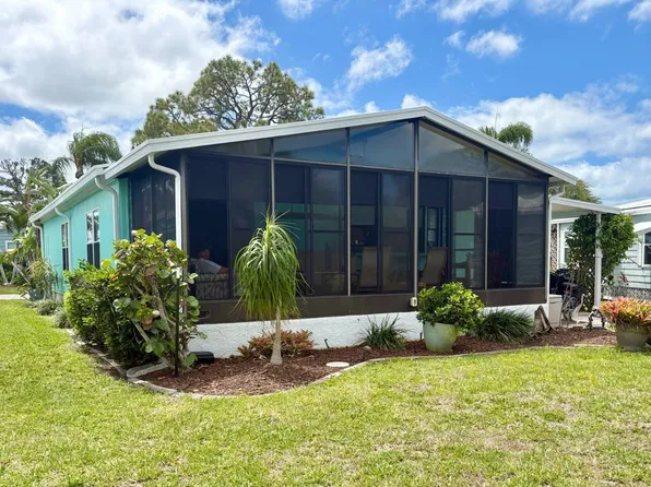 1239 N Indies Cir, Venice, FL 34285