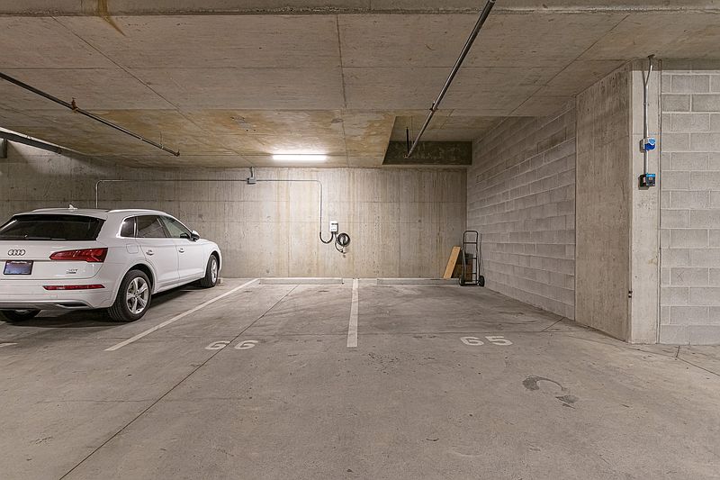 Saanich Apartment for rent - 2 Bedrooms — photo 58