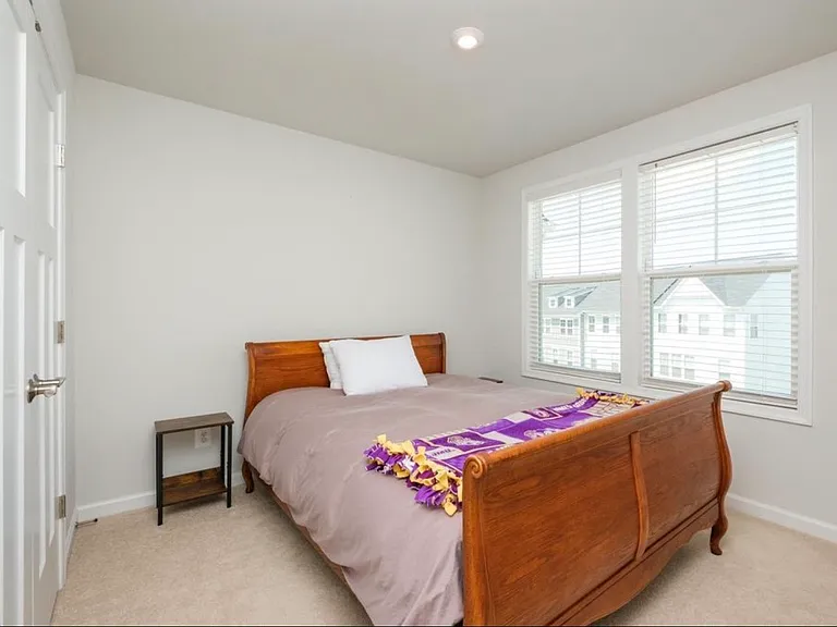 4413 Alston St — Photo 18