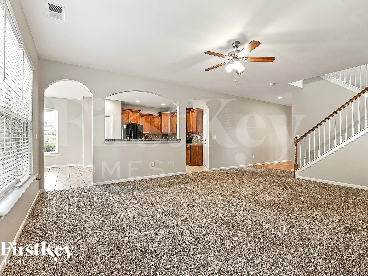 3 bed, 2.5 bath, 2441 sqft, $2,355 — Photo 2