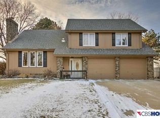 7352 Jefferson St, Ralston, NE 68127