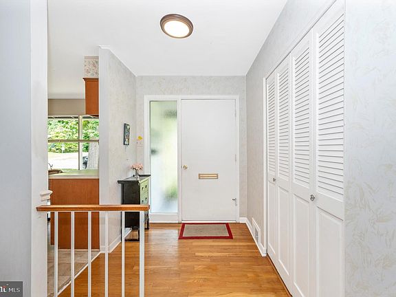 4th image of 4712 Kemper St