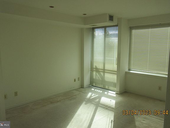 4th image of 5450 Whitley Park Ter APT 506