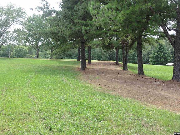 3rd image of 1366 Paris Hwy #54